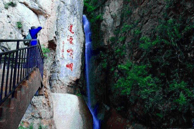 逃离幻想金字塔